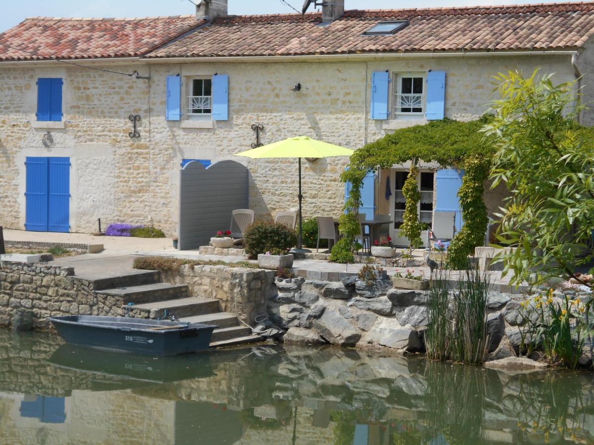 Marais Poitevin Bord Riviere Peche ,Barque, Velos, Wifi, Linge, Cheminee, Cuisine, Terrain De Boules La Taillee Exterior foto